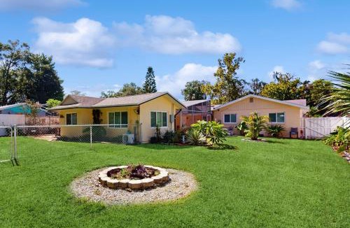 Longwood House | Pool Access! Dog-Friendly Retreat 16 Mi to Orlando