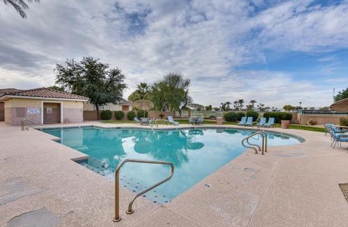 Palm Valley House | Pool Access + Golf Course View! Goodyear Retreat