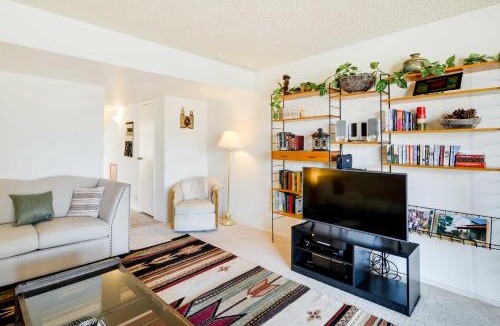 Fountain of the Sun House | Pool Access! Pet-Friendly Snowbird Retreat in Mesa