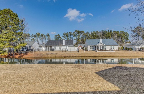 Longs House | Pool Access & Pond Views: Longs Home Near Golf!