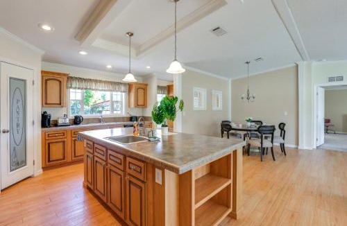 Plymouth House | Pool Access! Spacious Home Near Wekiwa Springs