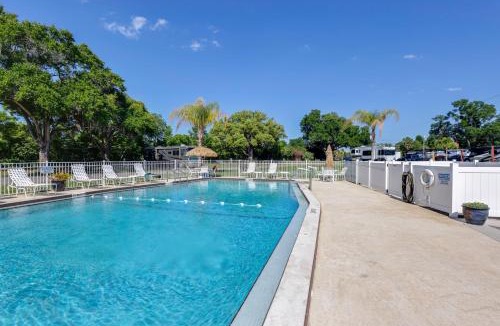 Plymouth House | Pool Access! Spacious Home Near Wekiwa Springs