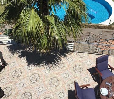 Castillo de Sabinillas Villa | Pool- AirCon- Quiet&Peaceful- FamilyFriendly