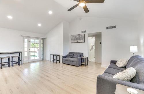 Overland Trail House | Pool, Basketball + BBQ! Glendale Group Getaway