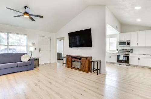 Overland Trail House | Pool, Basketball + BBQ! Glendale Group Getaway
