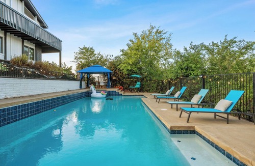 El Cajon House | Pool, Big Yard, View, King Bed, 10 Parking, 4BR - 2.5Bth