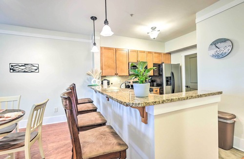 Talladega Condo | Pool & Boat Dock! Logan Martin Lake Extended Stay