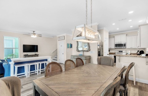 Villages of Crystal Beach House | Pool FRONT~Walk 2 Beach~Seasonal Beach Trolley~6BR Destin's Siren Song