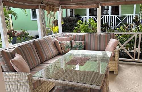 Porters Villa | Pool fronted Luxury re furbished Villa with Fairmont beach club access card.