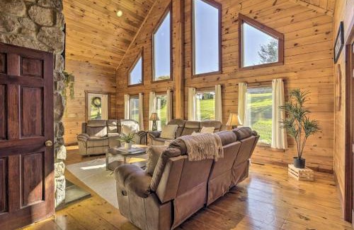 Mount Joy House | Pool, Games + Sauna: Mount Joy Countryside Cabin