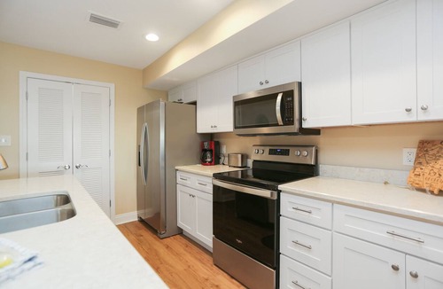 Mexico Beach Condo | Pool, Hot Tub, Elevator, Beach Views- Club at Mexico Beach 2D