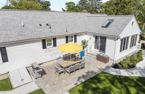 Hyannis House | Pool+HotTub+Pickleball+Game+Movie+PlayRoom+PetsOK