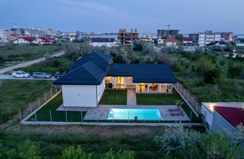Mamaia-Sat Villa | Pool House Mamaia