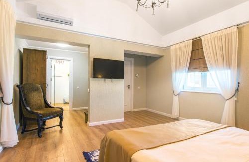 Mamaia-Sat Villa | Pool House Mamaia