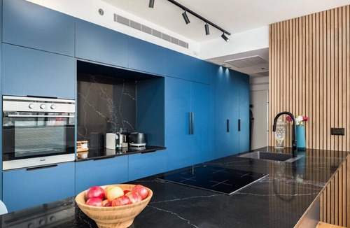 Haifa Apartment | Pool & Jacuzzi Seaview Penthouse
