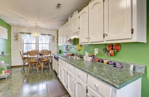 Decatur House | Pool & Large Covered Patio! Decatur Family Getaway