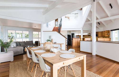 Sunshine Beach House | POOL - OCEAN VIEWS - PET FRIENDLY