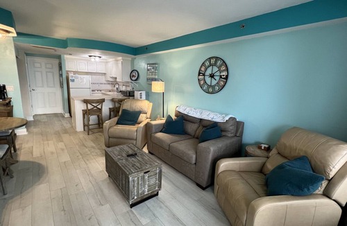 Ortona Park Condo | POOL OPEN! Direct Oceanfront 1 Bedroom Suite at Daytona Bch Resort