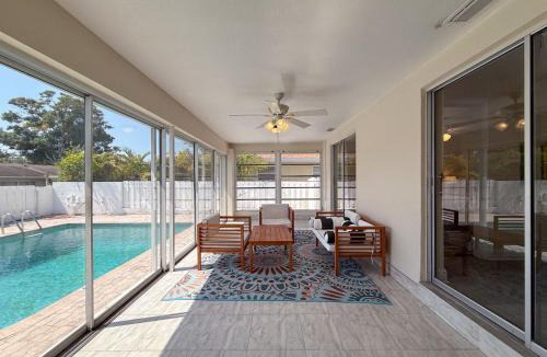 Barrington Hills House | Pool Pet Friendly Game Room