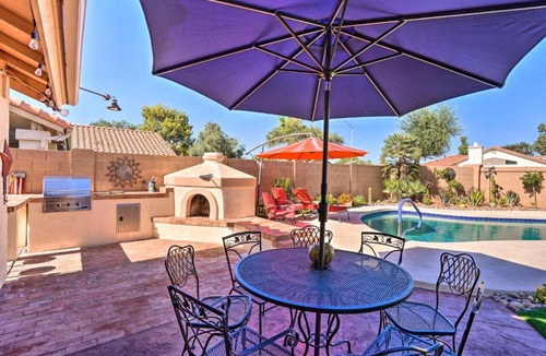 Tierra Norte House | Pool, Putting Green, Fire Pit: Elegant Peoria Home