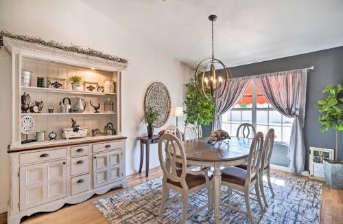 Tierra Norte House | Pool, Putting Green, Fire Pit: Elegant Peoria Home