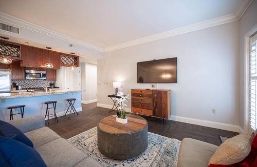 South Shore Apartment | Pool-side 2 Bedroom Viera condo!
