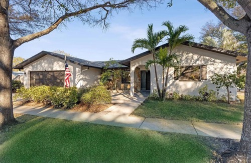 Clearwater House | Pool Spa Eden 12 Min to Beach Private Fenced Yard Relaxing Getaway