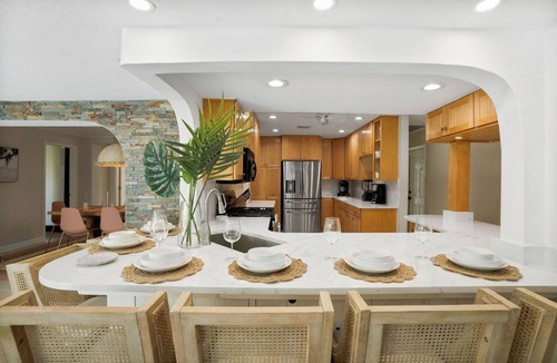Palm Beach Shores House | Pool/Spa & Walk to the Beach Ping Pong Billiards