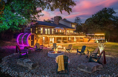 Bardstown House | POOL~Speakeasy~3mi2Bardstown~Hot Tub~Sauna~GameRm