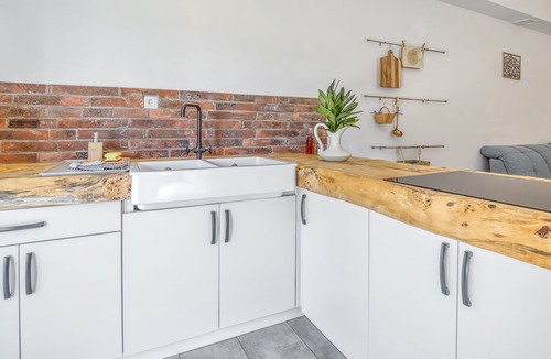 Smarje pri Jelsah Apartment | Pool Suite Hemp, Podplat, Slovenia