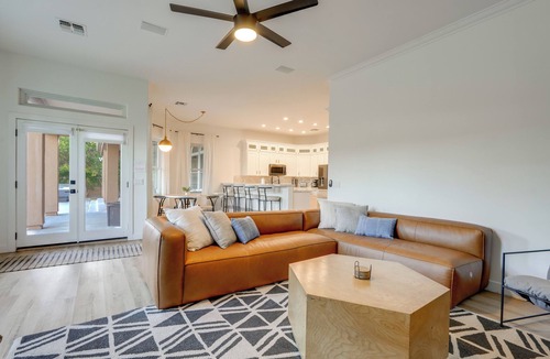 Mesa House | Pool Table, Putting Green: Luxury Oasis in Mesa