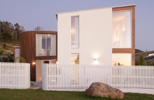 Bicheno House | Pool Villa Bicheno - architecture, pool & sauna