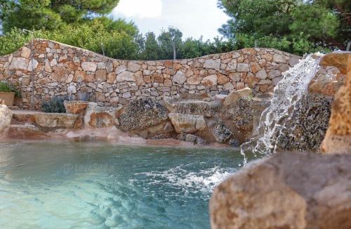 Torre Vado House | Pool Villa Controvento by LoveSud