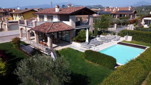 Montioni Villa | Pool Villa Lazise