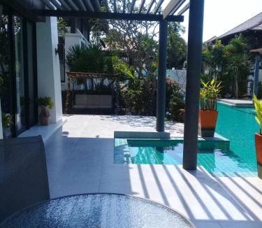 Chakphong Resort | Pool Villa PB6rayong