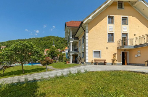 Pisece Apartment | Pool Villa Silva Marija - App 307, Pišece, Slovenia