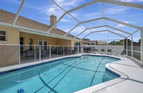 Boyette Springs House | Pool Waterfront Lake 12 PPL Gorgeous