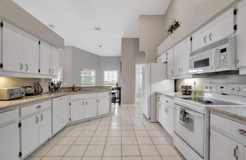 Boyette Springs House | Pool Waterfront Lake 12 PPL Gorgeous
