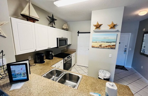 Frangista Beach Condo | ☀️Pools-Walk2Beach-Sweet Retreat☀️