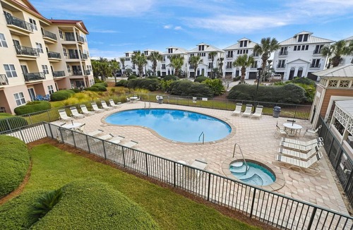 Frangista Beach Condo | ☀️Pools-Walk2Beach-Sweet Retreat☀️