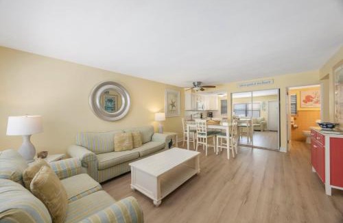 Madeira Beach Apartment | Poolside 2nd Floor 2b 2b - Surf Song #225