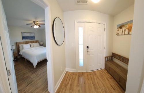 Surfside Beach Apartment | Poolside Condo in Surfside Beach