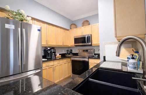 Clearwater Condo | Poolside Condo- Zero Stairs -Clearwater Beach Area - Heated Pool - Free Parking