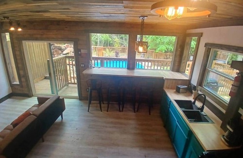 Plantersville House | Poolside Hideout at Magical Forest Resort