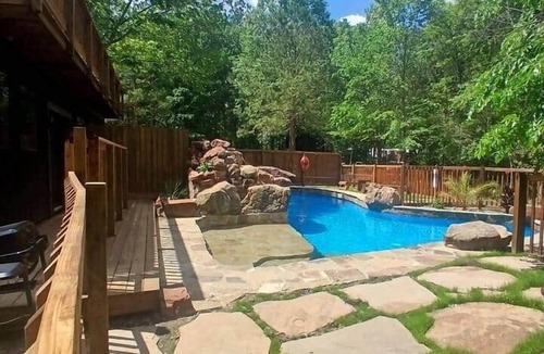Plantersville House | Poolside Hideout at Magical Forest Resort