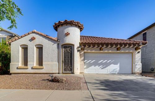 Copper Leaf House | Poolside Oasis: Group-Friendly Getaway in Phoenix!