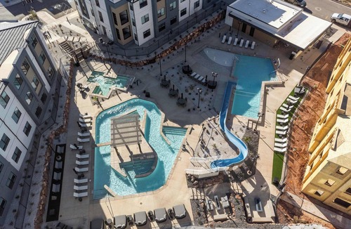 St. George Condo | Poolside Retreat Directly Across From Pool!