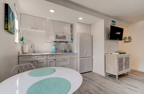 St. Pete Beach Condo | Poolside Updated Studio Across from the Beach!