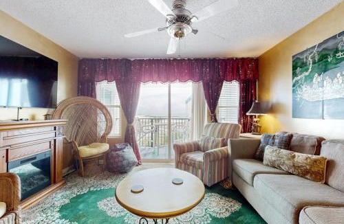 Holiday Isle House | Poolside Villas 306