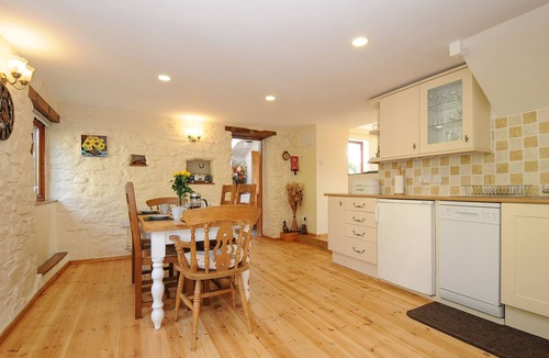 Fivelanes Cottage | POPPY'S BARN, family friendly, character holiday cottage in Altarnun